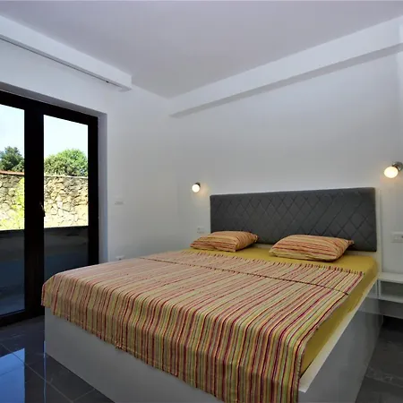 Apartment Smitran Banjole