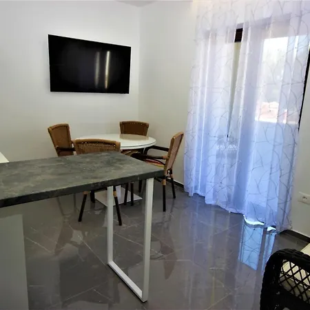 Smitran Apartman Banjole