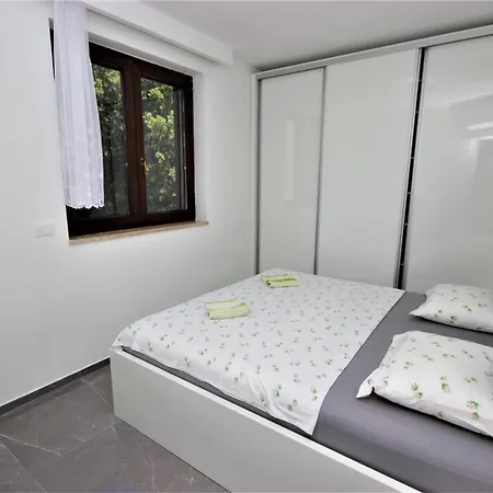 Apartment Smitran *